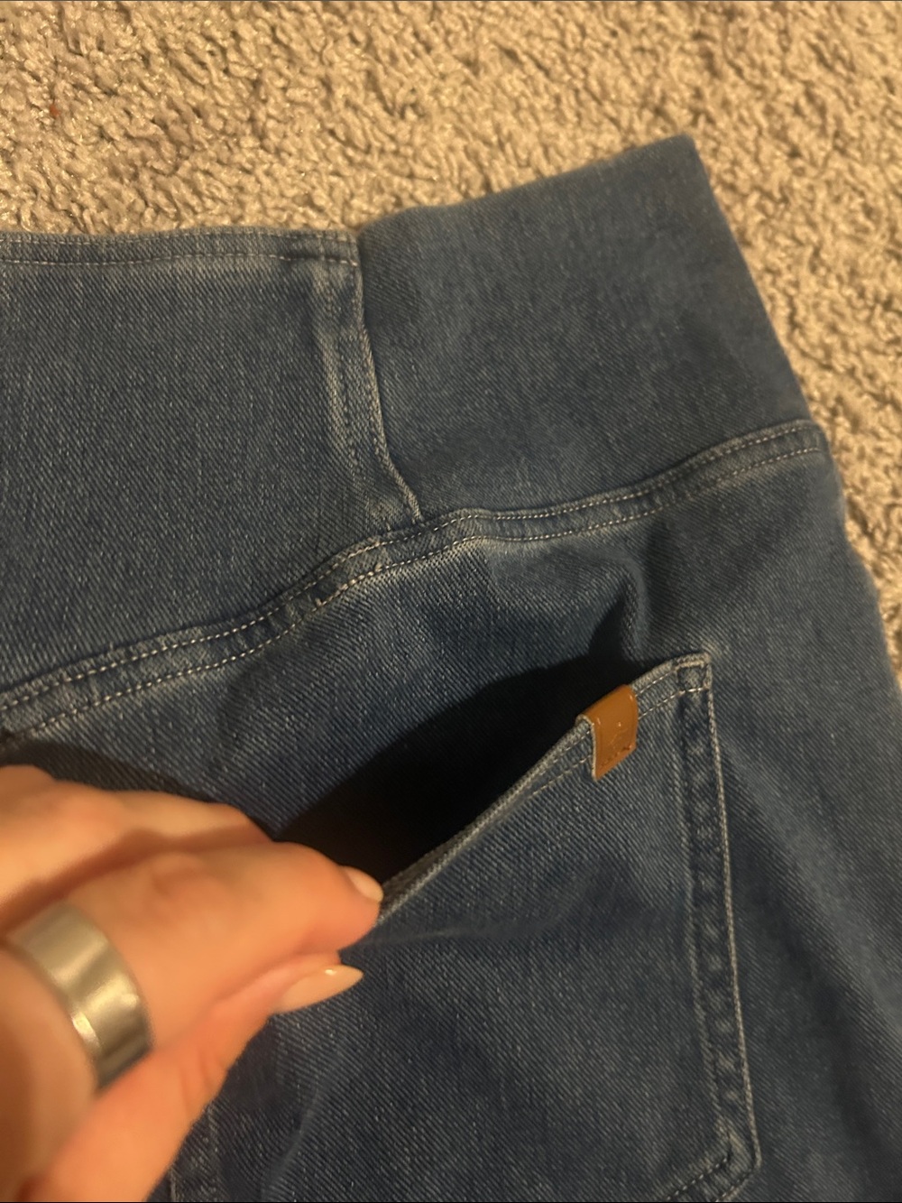Women's Dark Blue Denim Bermuda Shorts HALARA size XL - Picture 6 of 7